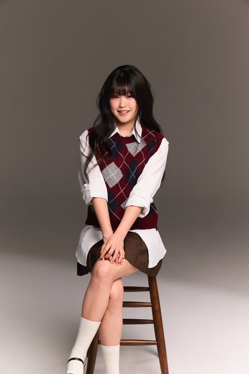 Lee Ji Min profile photo 7