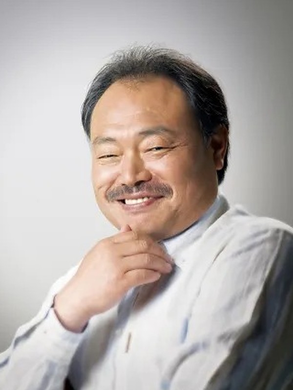 김흥국